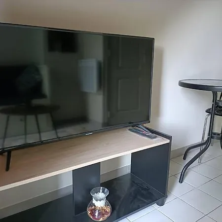 Agreable Et Paisible アパート *